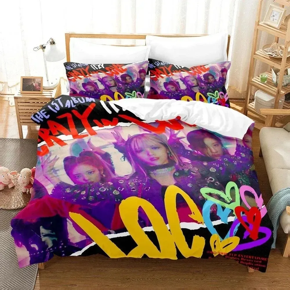 Kpop Group ITZY Bedding Set Bo - огляд і ціна Home Textiles Group